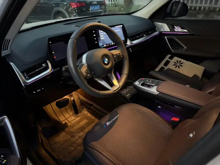 BMW X1 2023 Model sDrive25Li X Design Set – фото 9