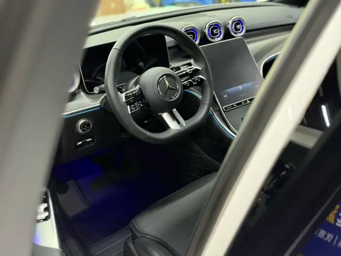 Mercedes-Benz C-Class 2025 Model C 260 L Sports Edition – фото 9