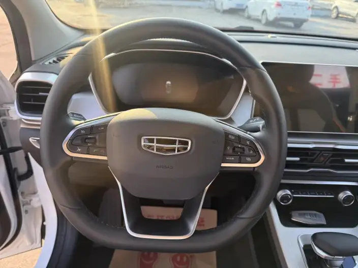 Geely Binyue 2023 Model 1.5T DCT Diamond Edition – фото 9