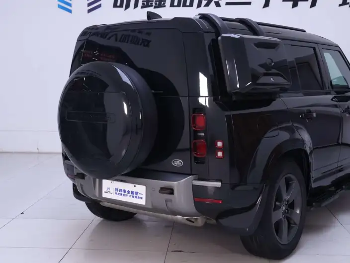 Land Rover Defender 2023 Model Facelift 110 P400 X-Dynamic HSE – фото 9