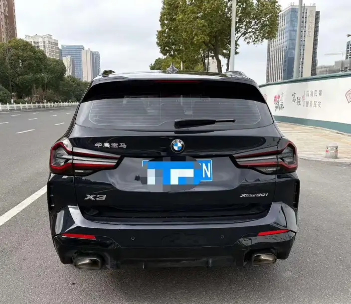 BMW X3 2023 Model xDrive30i Exclusive Model M Night Set – фото 4