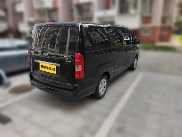 **RuiFeng M3 PHEV** 2025 Model PLUS 2.0L Comfort Edition 7 seat – фото 2