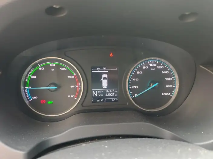 **RuiFeng M3 PHEV** 2025 Model PLUS 2.0L Comfort Edition 7 seat – фото 6
