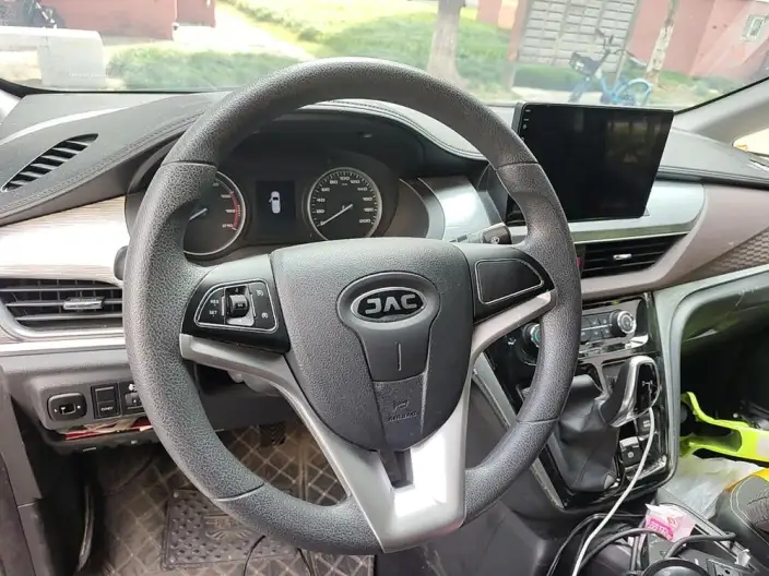 **RuiFeng M3 PHEV** 2025 Model PLUS 2.0L Comfort Edition 7 seat – фото 7