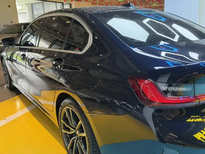BMW 3 Series 2023 Model 325Li M Sports Set – фото 5