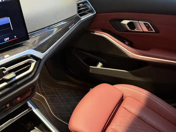 BMW 3 Series 2023 Model 325Li M Sports Set – фото 6