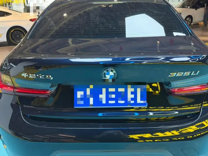 BMW 3 Series 2023 Model 325Li M Sports Set – фото 8