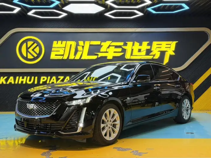 Cadillac CT5 2023 Model 28T Fashion Model – фото 1