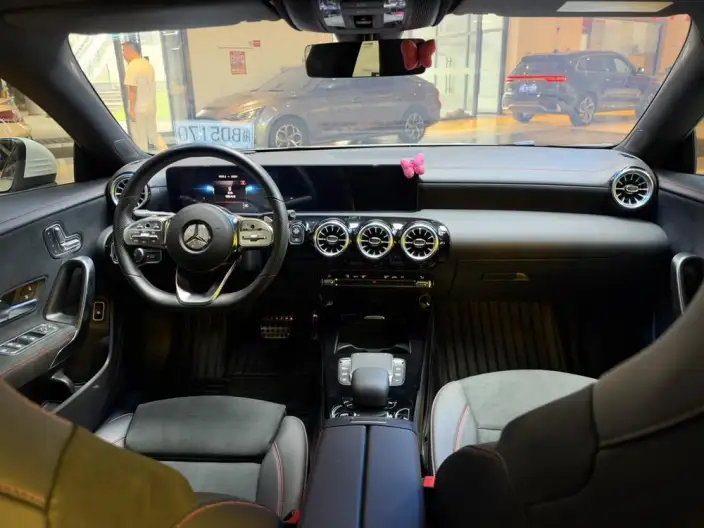Mercedes-Benz CLA Imported 2023 Model CLA 200 Four-door Coupe – фото 7