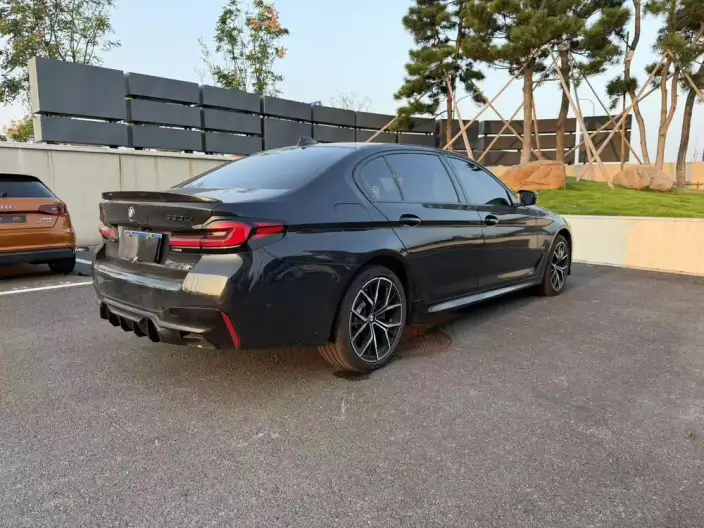 BMW 5 Series 2023 Model Facelift 530Li Exclusive Model M Sports Set – фото 4