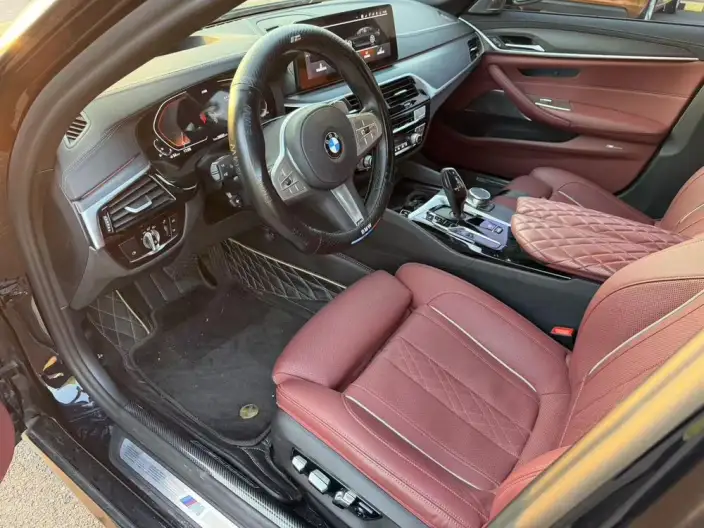 BMW 5 Series 2023 Model Facelift 530Li Exclusive Model M Sports Set – фото 9