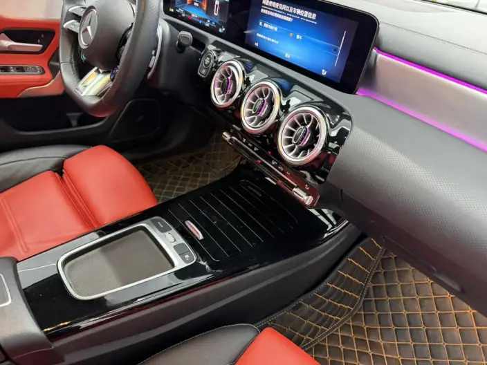 Mercedes-Benz A-Class AMG 2024 Model Facelift AMG A 35 L 4MATIC – фото 8