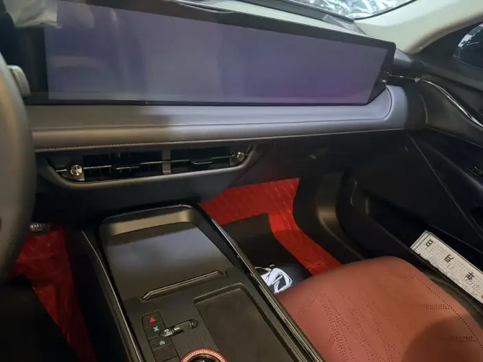 Ford Mondeo 2023 Model EcoBoost 245 Luxury Model – фото 9