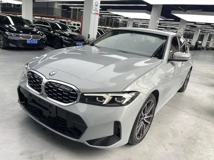 BMW 3 Series 2025 Model 325i M Sports Set – фото 1