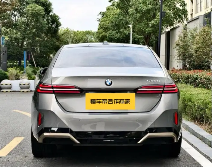 BMW 5 Series 2024 Model 530Li Exclusive Model M Sports Set – фото 5