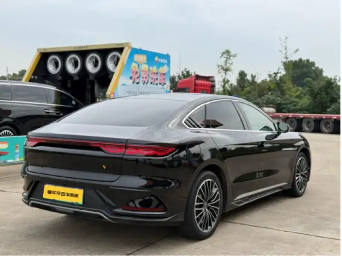 BYD Han EV 2023 Model Champion Edition 506KM Noble Model – фото 6
