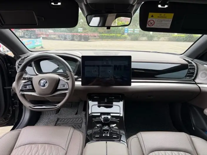 BYD Han EV 2023 Model Champion Edition 506KM Noble Model – фото 7