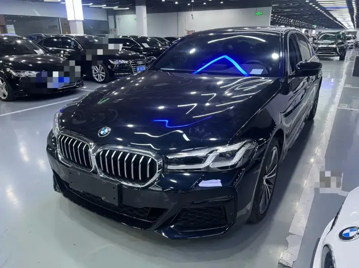 BMW 5 Series 2023 Model 530Li Leading Model M Sports Set – фото 1