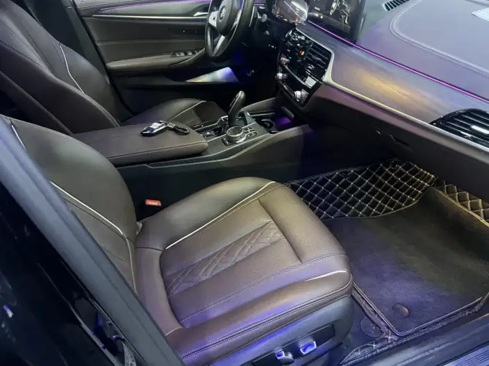 BMW 5 Series 2023 Model 530Li Leading Model M Sports Set – фото 6