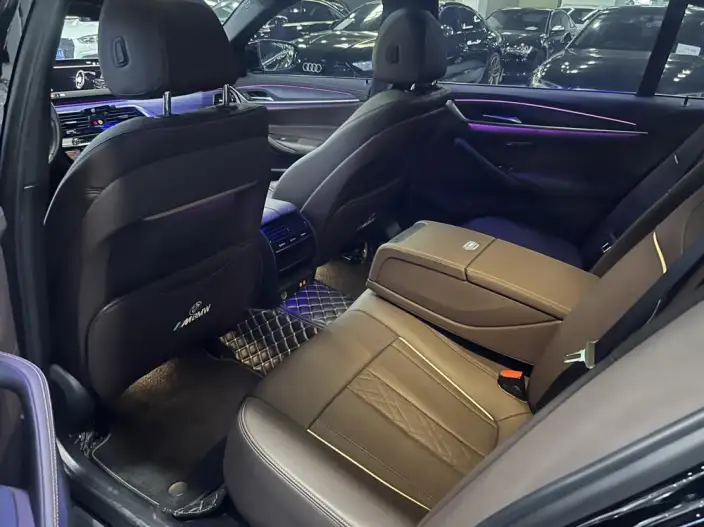 BMW 5 Series 2023 Model 530Li Leading Model M Sports Set – фото 8