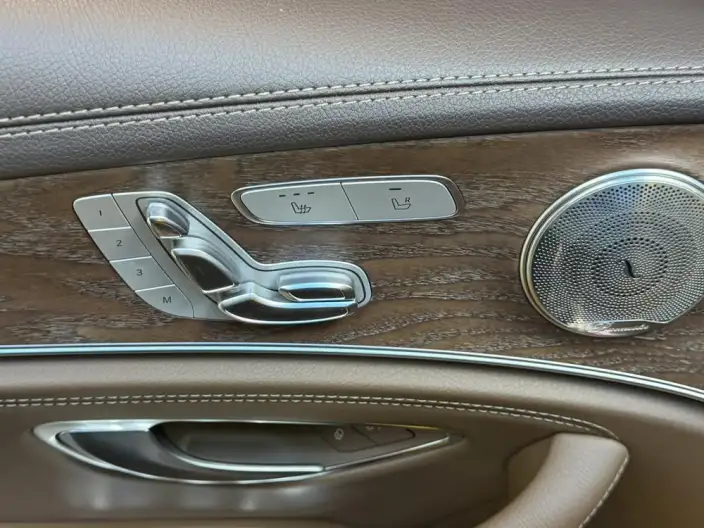Mercedes-Benz E-Class 2023 Model Facelift E 300 L Luxury Model Sports sedan – фото 8