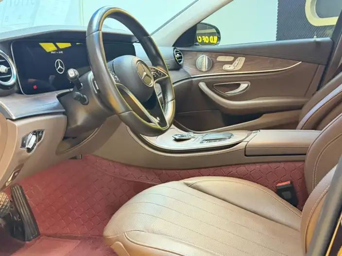Mercedes-Benz E-Class 2023 Model E 300 L Luxury Model sedan – фото 10