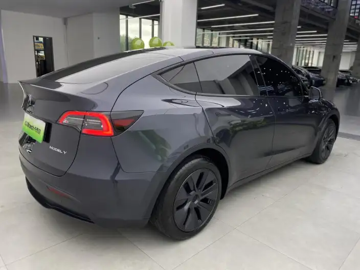 Model Y 2024 Model Rear-wheel drive version – фото 7