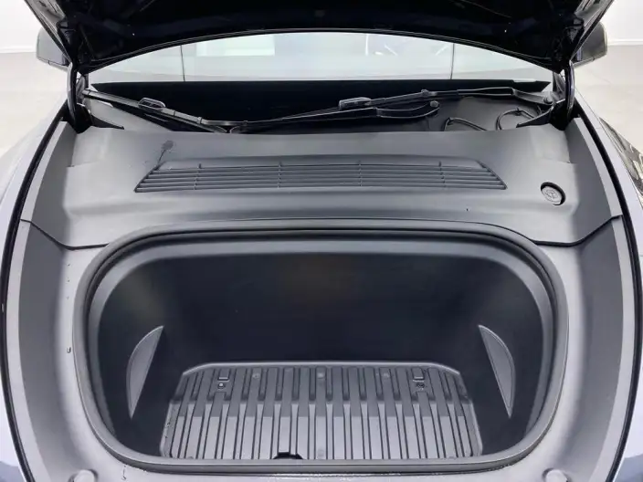 Model Y 2024 Model Rear-wheel drive version – фото 31