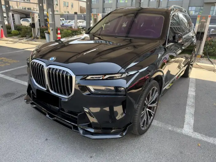 BMW X7 2024 Model xDrive40i Leading Model Luxury Set 7 seat – фото 10