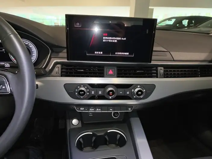 Audi A4 L 2022 Model 40 TFSI Fashion Dynamic Model – фото 6