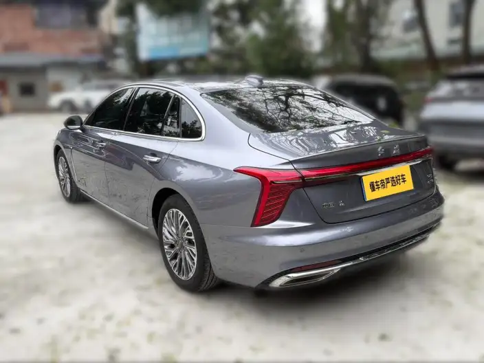 Hongqi H5 2023 Model 2.0T Automatic Flag Enjoy Edition – фото 3