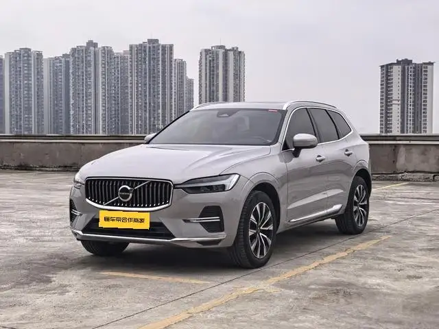 Volvo XC60 2024 Model B5 4WD Smart Range Deluxe Edition – фото 1