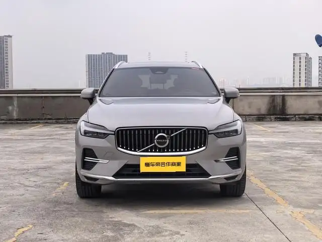 Volvo XC60 2024 Model B5 4WD Smart Range Deluxe Edition – фото 2