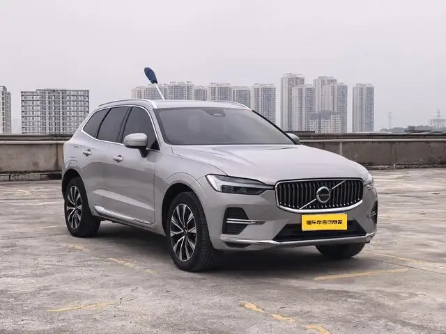 Volvo XC60 2024 Model B5 4WD Smart Range Deluxe Edition – фото 3