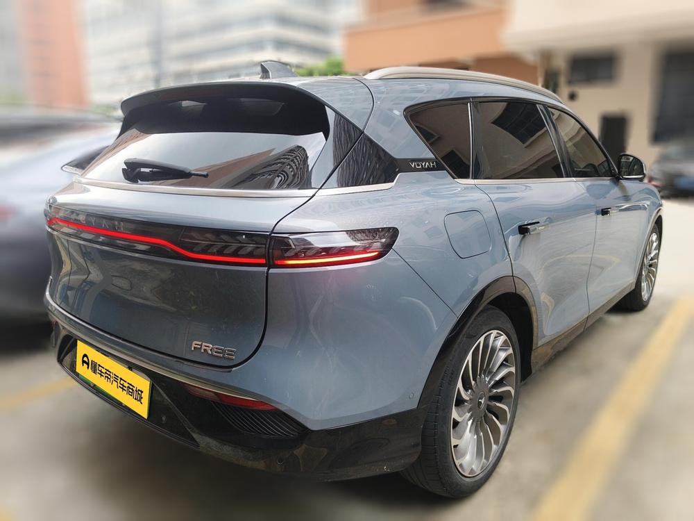 VOYAH FREE 2021 AWD Standard Extended-Range Exclusive Luxury Pack