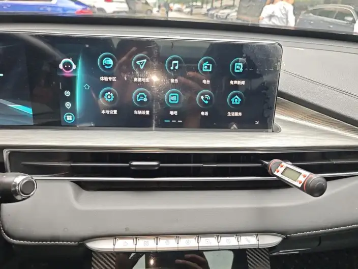 Chery Tiggo 8 PLUS 2022 Model 290TGDI DCT Pride Edition – фото 5