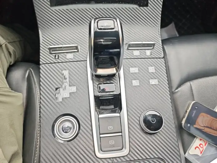 Chery Tiggo 8 PLUS 2022 Model 290TGDI DCT Pride Edition – фото 10