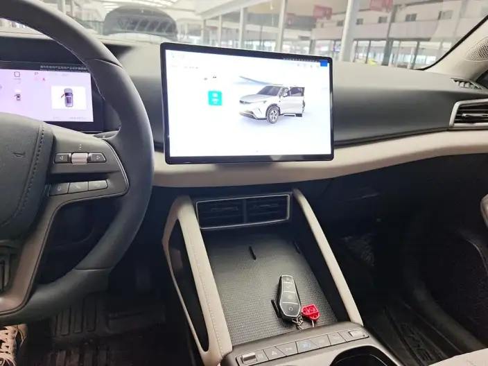 Yuan UP 2025 Model Smart Driving Edition 401KM Vitality Edition – фото 5
