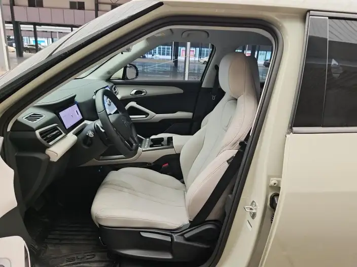 Yuan UP 2025 Model Smart Driving Edition 401KM Vitality Edition – фото 10