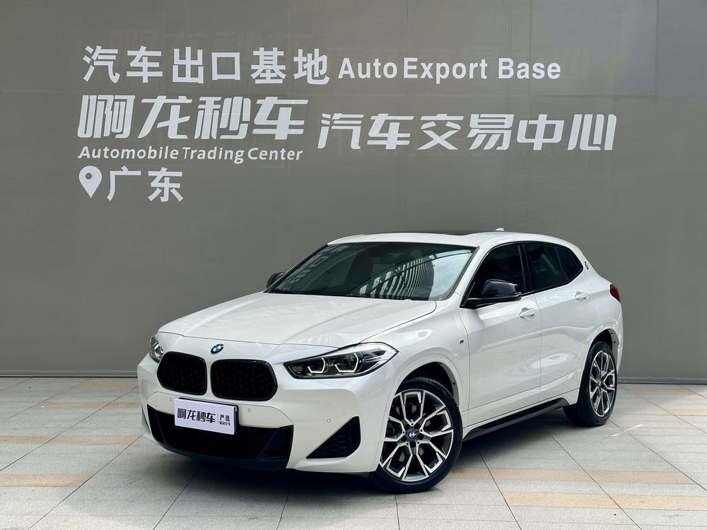BMW X2 Модель 2021 года комплектация sDrive25i Night Edition Edition