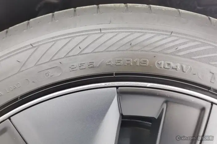Model Y 2024 Model Rear-wheel drive version – фото 7