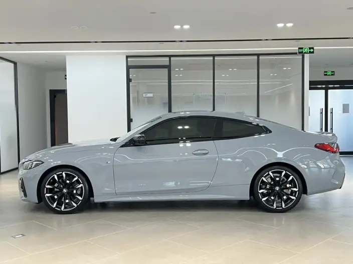 BMW 4 Series 2024 Model 430i M Sports Night Set – фото 4