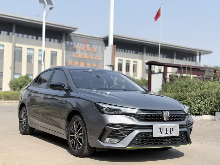 Roewe i5 2021 Model 1.5L Manual Diamond Edition