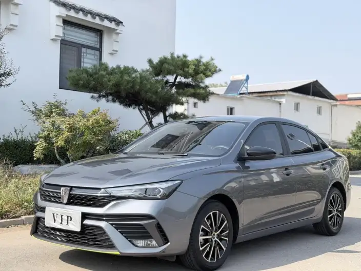 Roewe i5 2021 Model 1.5L Manual Diamond Edition – фото 10