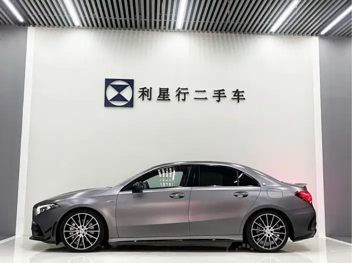 Mercedes-Benz A-Class AMG 2022 Model AMG A 35 L 4MATIC – фото 3
