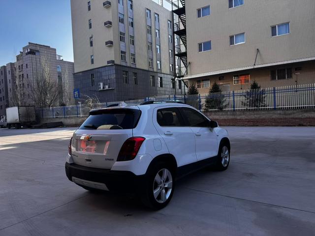Chevrolet Trax 2016 модификация 1.4T автоматическое 2WD Luxury – фото 5