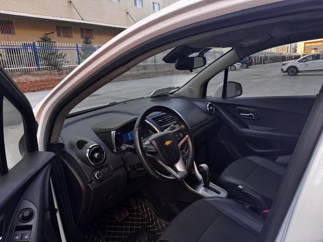 Chevrolet Trax 2016 модификация 1.4T автоматическое 2WD Luxury – фото 9