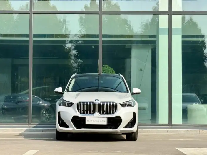 BMW iX 1 2025 Model eDrive25L M Sports Set – фото 2