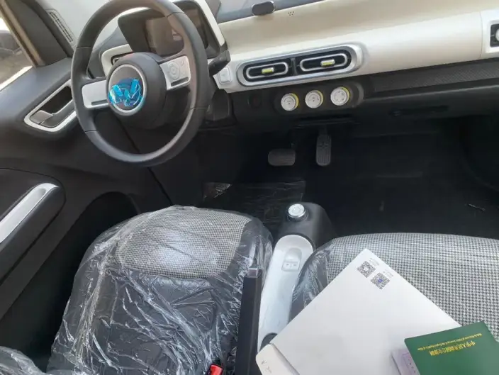 Wuling Hongguang MINIEV 2024 Model 215km Youth Edition Lithium Iron Phosphate – фото 9