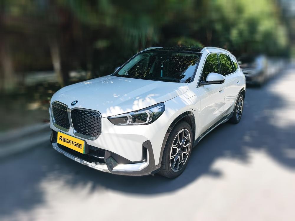 BMW iX 1 2023 xDrive30L X Design Package